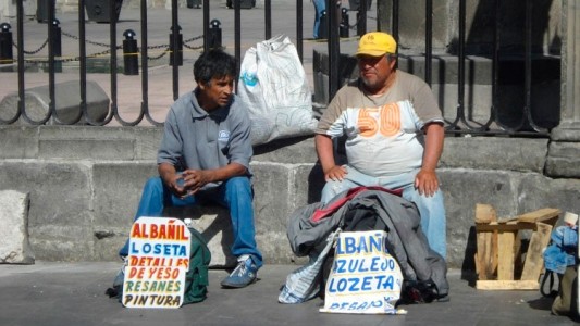 La desocupación subió al 10,6% y afecta a más de 2.000.000 de personas