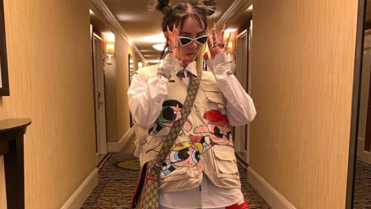 La respuesta de Billie Eilish a los haters que la acusan de vestir "poco sexy"