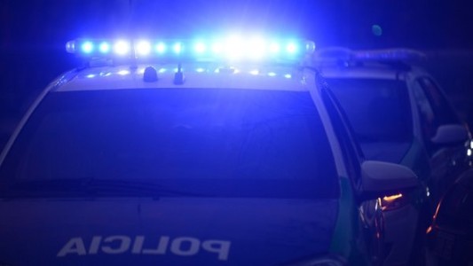 Raid de violencia: un policía baleó a su ex novia, hirió a una vecina y atacó a su ex suegra