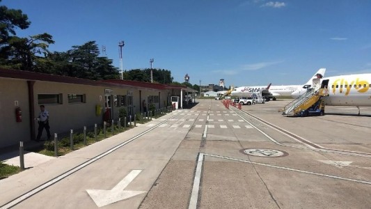 Las compañías aéreas low cost cancelan servicios por restricciones en El Palomar