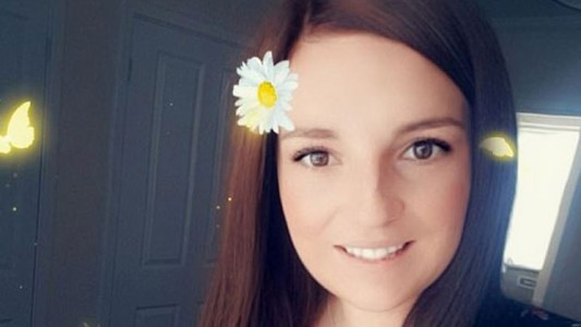 La joven que puede quedar ciega por comer pizza y papas fritas durante 22 años