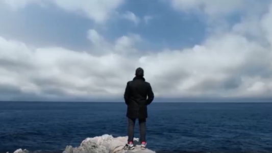 De los Grammys a Asturias: el nuevo video de Ale Sanz