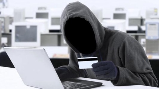 Una campaña de phishing simula ser Mercado Pago para robar datos financieros