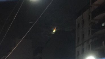 Los astrónomos tienen una sospecha sobre la extraña luz verde