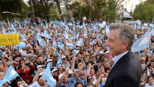 Satisfacción en el oficialismo tras el debate: Macri lleva la marcha "Si se puede" a Paraná