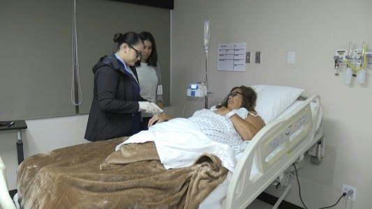 Estadounidenses hacen turismo médico en el extranjero