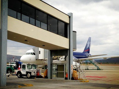 Demoras en vuelos de LAN por asamblea de pilotos