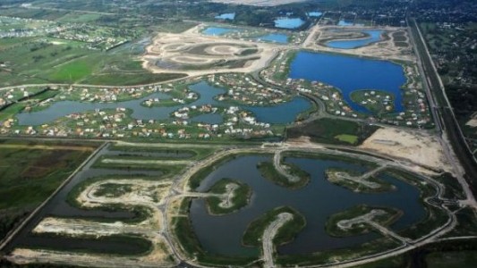 Advierten sobre el impacto de los barrios cerrados en las inundaciones