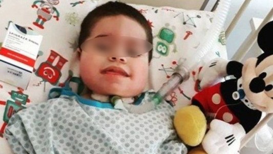 Se gastó en lujos el dinero recaudado para su bebé con una grave enfermedad: el pequeño murió