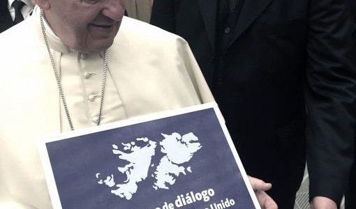 El Papa se sumó al pedido de diálogo entre Argentina y Gran Bretaña por Malvinas