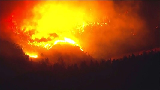 Fuego descontrolado en la región vitivinícola de California