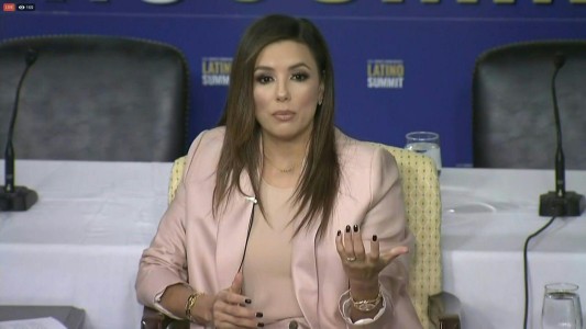 Eva Longoria denunció el trato inhumano en los centros migratorios en la frontera