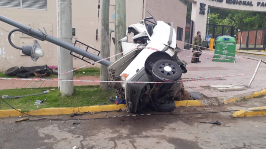 Murió el ex boxeador Leonardo González tras violento accidente de auto