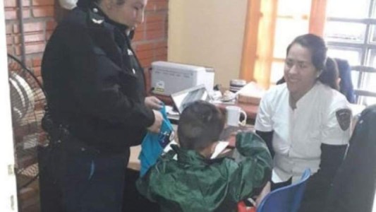 Habló la madre que dejó solo a su hijo de 5 años en Misiones: "No lo abandoné, se me terminó la SUBE"