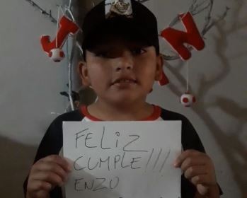 Campaña para que un nene con TDA no festeje solo su cumpleaños