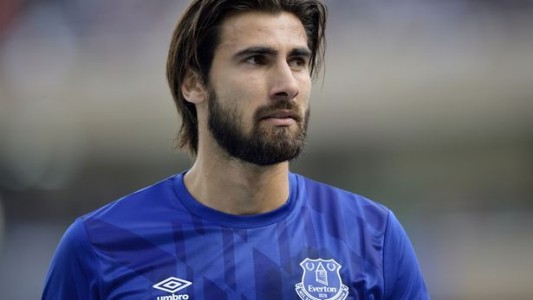 André Gomes podría volver a jugar antes de lo previsto