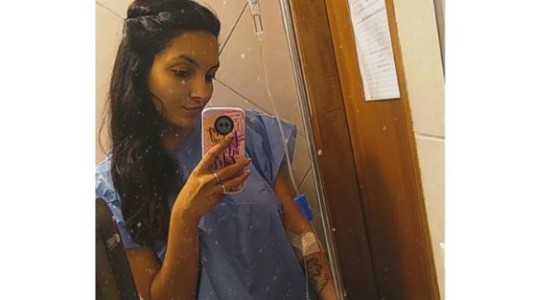 Joven cordobesa busca trabajo para pagar deudas que su familia contrajo para su tratamiento oncológico
