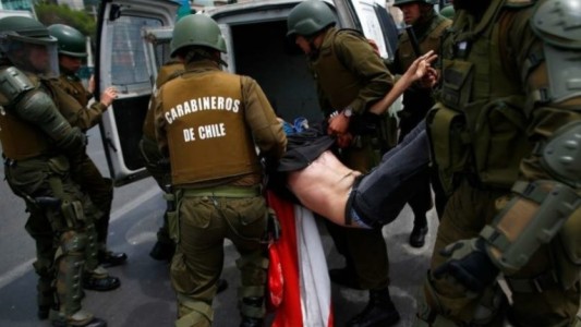 Chile decreta "alerta sanitaria" para tratar afectados por la crisis social