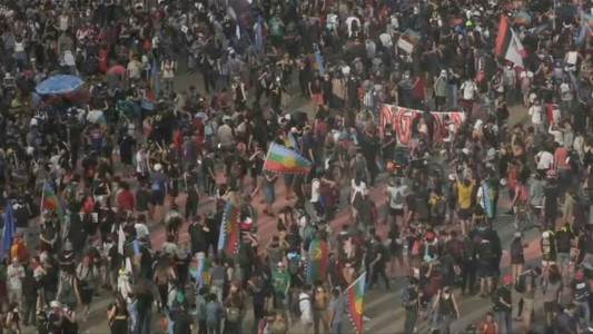 Nuevas protestas toman las calles en Chile