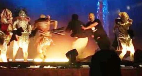 Artistas españoles fueron acuchillados durante un show en Arabia Saudita