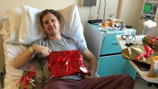 Un gusano entró por su pene, puso huevos en todo su cuerpo y casi lo mata