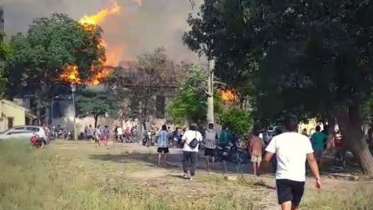 Al menos quince heridos por un incendio en una destilería en Jujuy