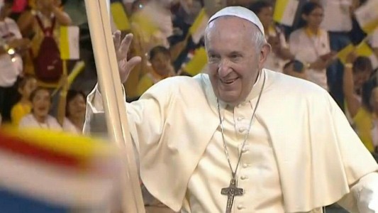 El papa lamentó los "estragos" de la prostitución en su visita a Tailandia
