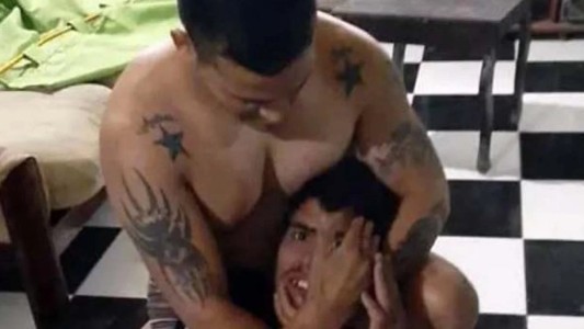 Entraron a robar a una casa pero se encontraron que el vecino practicaba Kick Boxing