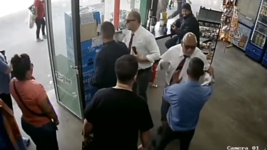VIDEO: un inspector de la línea 28 le pegó a un joven con discapacidad