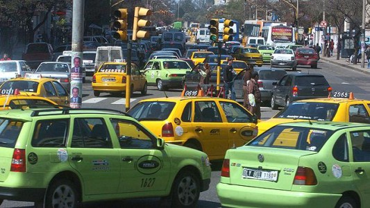 Se podrá pagar con tarjeta el taxi y el remís en Córdoba capital