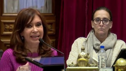Transición: Cristina Kirchner se reúne con Gabriela Michetti en el Senado
