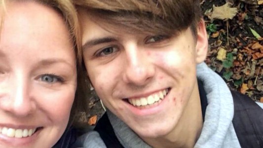 Insólita tragedia: murió por dar vuelta la cara muy rápido