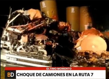 Choque de camiones en la ruta 7: un muerto y un herido