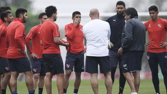 El plantel de Independiente amenaza con no entrenar por falta de pago