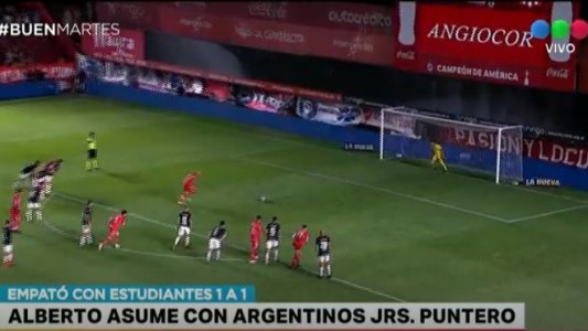 Argentinos, único líder