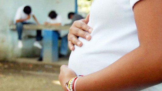 Nena de 11 años está embarazada: su mamá presentó la denuncia y la menor reconoció al primo como violador