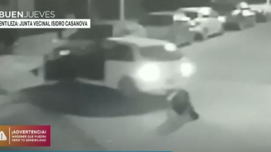 En la huida, delincuentes la arrollaron con su propio auto: "Aún no me convenzo de que estoy viva"