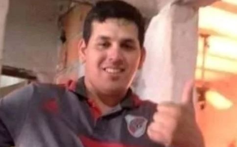 Celebraba Navidad con su familia y lo mató una bala perdida