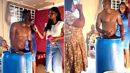 Pastor se baña en agua bendita y obliga a los fieles a beberla para “purificarse”
