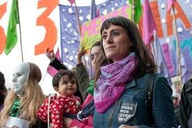 Al menos 327 mujeres fueron asesinadas por violencia machista este año