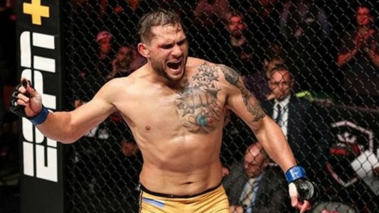 Video: el "He Man" cordobés que ganó por nocaut y se consagró campeón del mundo de MMA