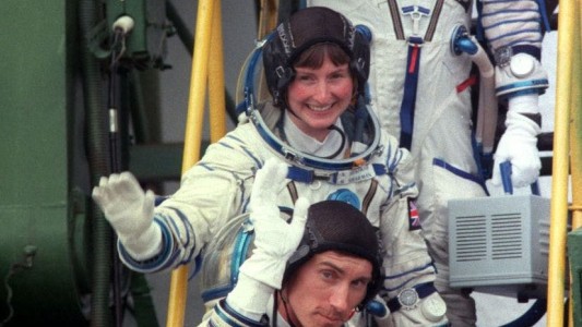 Los extraterrestres existen y es posible que estén entre nosotros, sostiene una astronauta británica