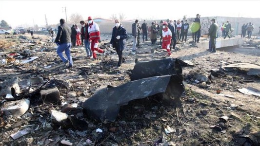 Se estrelló un avión ucraniano en Irán: murieron 176 pasajeros