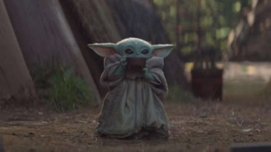 Encuentro emotivo: Baby Yoda conoció al creador de "Star Wars", George Lucas
