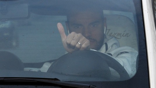 Sergio Romero destruyó su Lamborghini en un choque, pero salió ileso