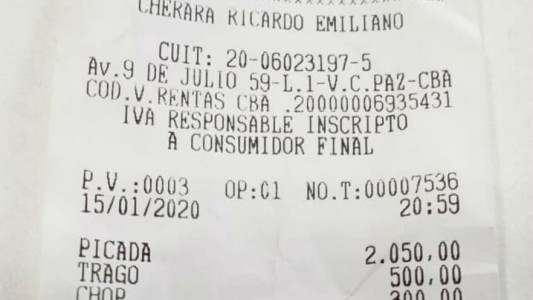 Escándalo por el precio de una picada y la desafiante respuesta de la dueña del restaurante