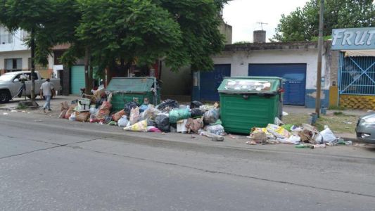 Piden a los vecinos del Conurbano no sacar la basura por conflicto en el CEAMSE