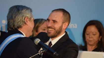 Guzmán se suma a la gira presidencial en búsqueda del apoyo de Merkel y Macron
