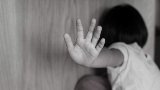 Una nena ingresó al hospital por una caída y descubrieron que fue abusada sexualmente