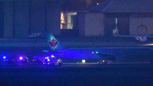 Madrid: aterrizó con éxito el avión averiado de Air Canadá
